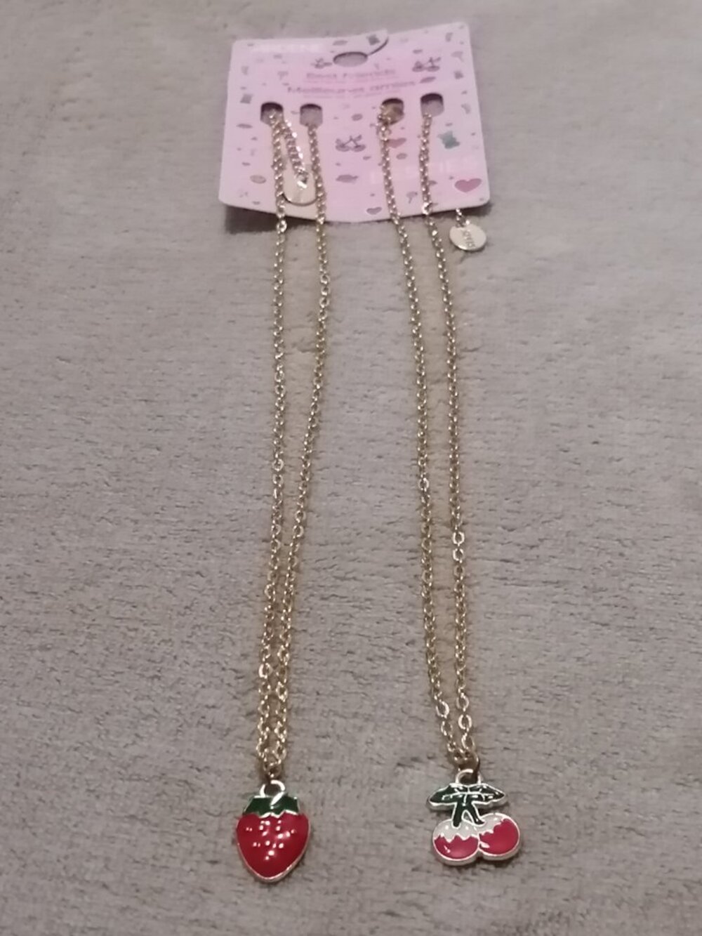 🔱 3/12 🇨🇦 Ardene Fruit Necklaces Set